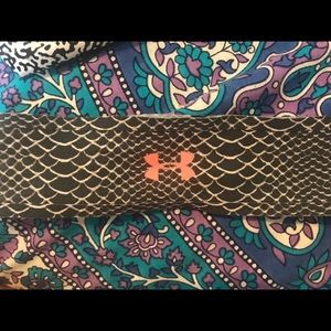 Under Armour headband
